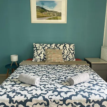 Modern Flat شقة *